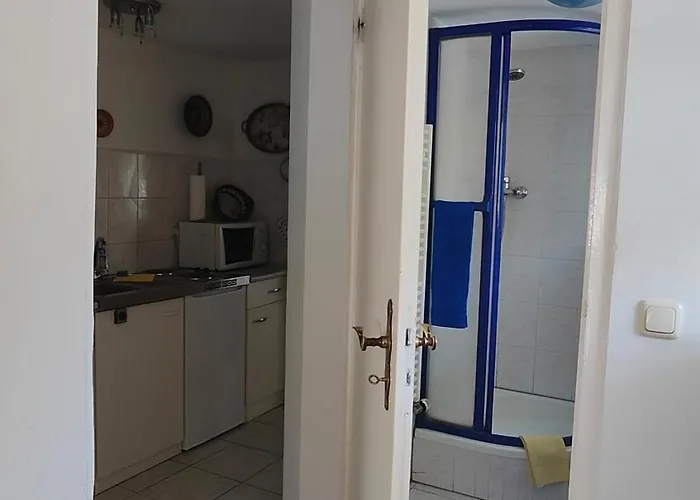 - Altlockwitz Daire *