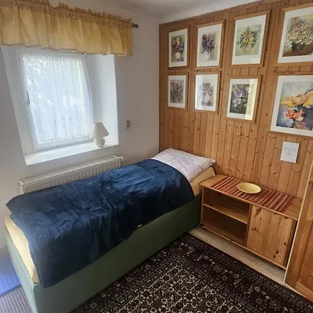 - Altlockwitz Appartement Dresden